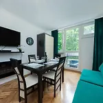 Unitapartments Rondo Onz 3-pokojowe W Centrum Warszawy 1-8 Osob Parking Metro Wifi Winda