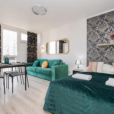 Appartement Unitapartments Rondo Onz 3-pokojowe W Centrum Warszawy 1-8 Osob Parking Metro Wifi Winda