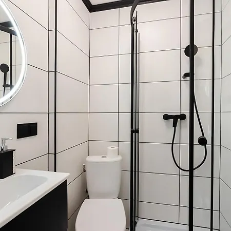 Unitapartments Rondo Onz 3-pokojowe W Centrum Warszawy 1-8 Osob Parking Metro Wifi Winda Appartement Warschau