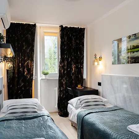 Unitapartments Rondo Onz 3-pokojowe W Centrum Warszawy 1-8 Osob Parking Metro Wifi Winda Appartement Warschau