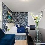 Unitapartments Rondo Onz 3-pokojowe W Centrum Warszawy 1-8 Osób Parking Metro Wifi Winda * Warszawa