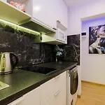 Unitapartments Rondo Onz 3-pokojowe W Centrum Warszawy 1-8 Osób Parking Metro Wifi Winda Apartament *