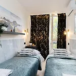 Unitapartments Rondo Onz 3-pokojowe W Centrum Warszawy 1-8 Osob Parking Metro Wifi Winda Apartment *