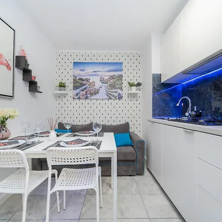 Unitapartments Rondo Onz 3-pokojowe W Centrum Warszawy 1-8 Osób Parking Metro Wifi Winda Varsóvia