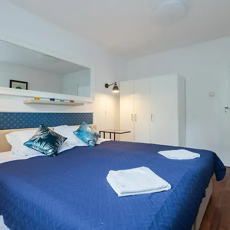 Unitapartaments Short Rent In By Metro Station Rondo Onz With 3bedrooms 23