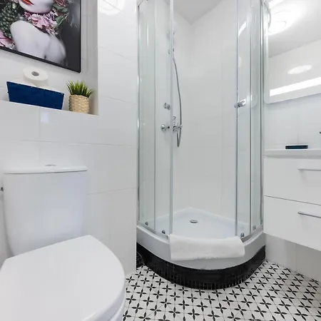 Unitapartaments Short Rent In By Metro Station Rondo Onz With 3bedrooms 23 Apartment *