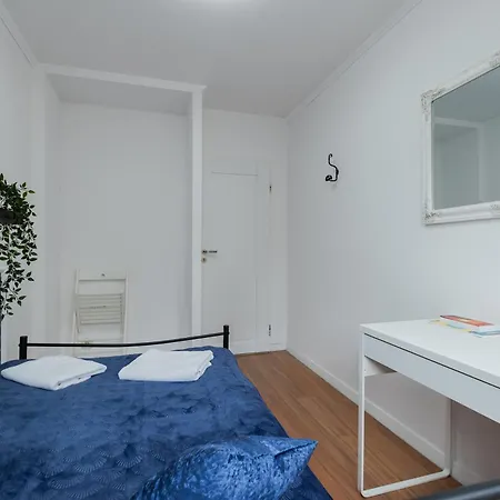Unitapartments Rondo Onz 3-pokojowe W Centrum Warszawy 1-8 Osob Parking Metro Wifi Winda * Varşova