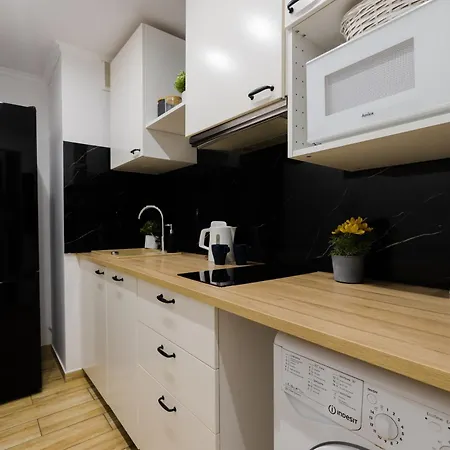 Unitapartments Rondo Onz 3-pokojowe W Centrum Warszawy 1-8 Osob Parking Metro Wifi Winda Daire