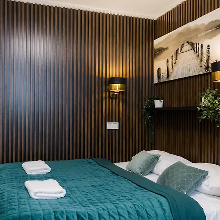 Unitapartments Rondo Onz 3-pokojowe W Centrum Warszawy 1-8 Osób Parking Metro Wifi Winda Apartamento *