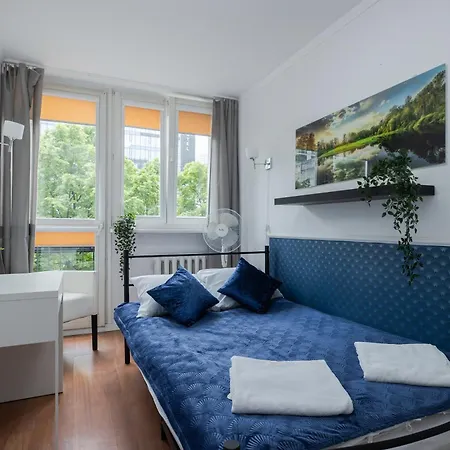 Unitapartments Rondo Onz 3-pokojowe W Centrum Warszawy 1-8 Osob Parking Metro Wifi Winda * 华沙