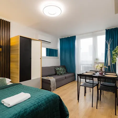 Daire Unitapartments Rondo Onz 3-pokojowe W Centrum Warszawy 1-8 Osob Parking Metro Wifi Winda
