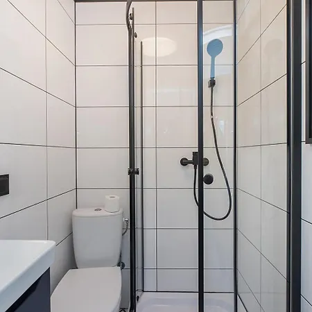 Unitapartments Rondo Onz 3-pokojowe W Centrum Warszawy 1-8 Osob Parking Metro Wifi Winda *