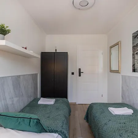 Unitapartments Rondo Onz 3-pokojowe W Centrum Warszawy 1-8 Osob Parking Metro Wifi Winda * Varşova