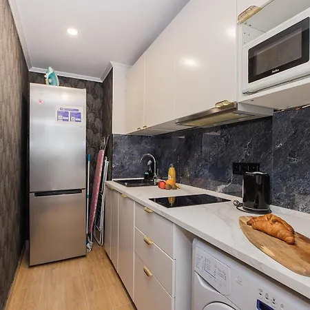 Unitapartments Rondo Onz 3-pokojowe W Centrum Warszawy 1-8 Osob Parking Metro Wifi Winda