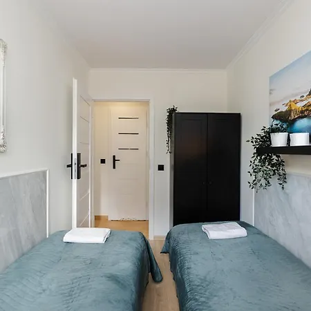 Daire Unitapartments Rondo Onz 3-pokojowe W Centrum Warszawy 1-8 Osob Parking Metro Wifi Winda *