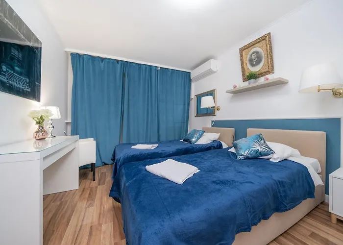 Unitapartments Rondo Onz 3-pokojowe W Centrum Warszawy 1-8 Osob Parking Metro Wifi Winda * Warsaw