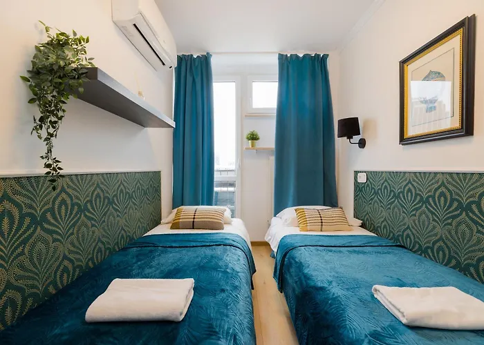 Unitapartments Rondo Onz 3-pokojowe W Centrum Warszawy 1-8 Osob Parking Metro Wifi Winda *