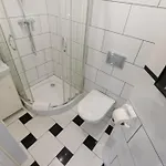 Unitapartments Rondo Onz 3-pokojowe W Centrum Warszawy 1-8 Osob Parking Metro Wifi Winda Апартаменты *