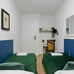 Апартаменты Unitapartments Rondo Onz 3-pokojowe W Centrum Warszawy 1-8 Osob Parking Metro Wifi Winda *