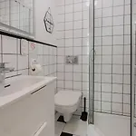 Апартаменты Unitapartments Rondo Onz 3-pokojowe W Centrum Warszawy 1-8 Osob Parking Metro Wifi Winda