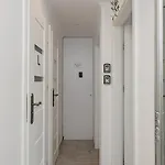 Unitapartments Rondo Onz 3-pokojowe W Centrum Warszawy 1-8 Osob Parking Metro Wifi Winda Варшава