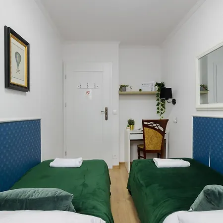 شقة Unitapartments Rondo Onz 3-pokojowe W Centrum Warszawy 1-8 Osob Parking Metro Wifi Winda *