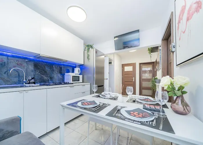 شقة Unitapartments Rondo Onz 3-pokojowe W Centrum Warszawy 1-8 Osob Parking Metro Wifi Winda *