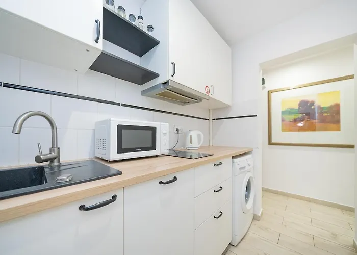 Unitapartments Rondo Onz 3-pokojowe W Centrum Warszawy 1-8 Osob Parking Metro Wifi Winda *