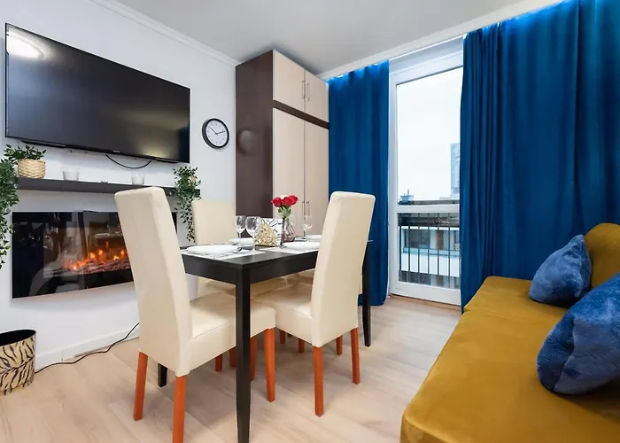 Unitapartments Rondo Onz 3-pokojowe W Centrum Warszawy 1-8 Osob Parking Metro Wifi Winda شقة