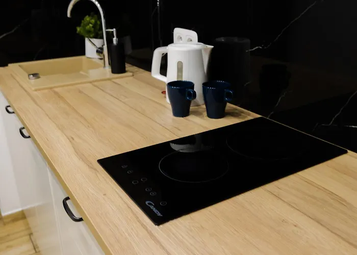 شقة Unitapartments Rondo Onz 3-pokojowe W Centrum Warszawy 1-8 Osob Parking Metro Wifi Winda وارسو