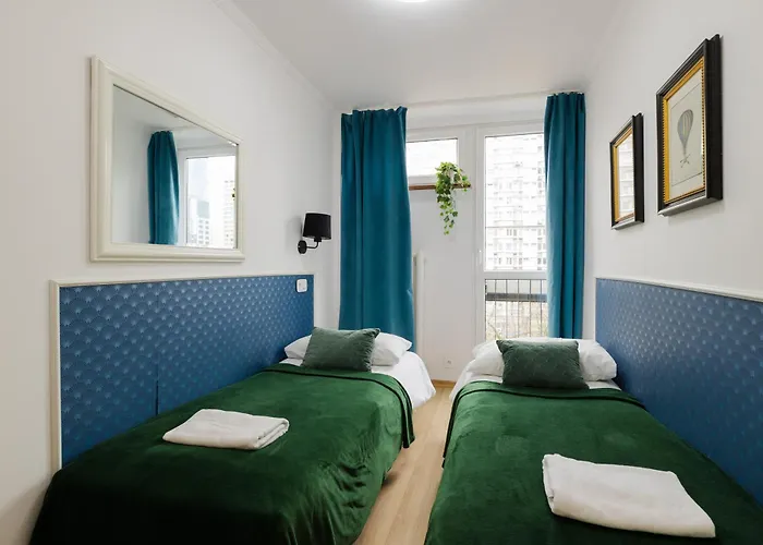 شقة Unitapartments Rondo Onz 3-pokojowe W Centrum Warszawy 1-8 Osob Parking Metro Wifi Winda وارسو