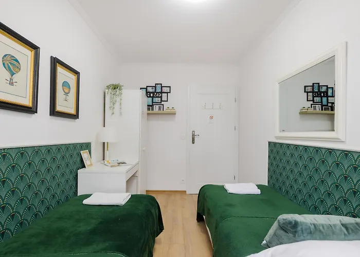 شقة Unitapartments Rondo Onz 3-pokojowe W Centrum Warszawy 1-8 Osob Parking Metro Wifi Winda