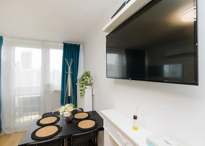 شقة Unitapartments Rondo Onz 3-pokojowe W Centrum Warszawy 1-8 Osob Parking Metro Wifi Winda وارسو