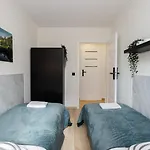 Unitapartments Rondo Onz 3-pokojowe W Centrum Warszawy 1-8 Osob Parking Metro Wifi Winda Apartment