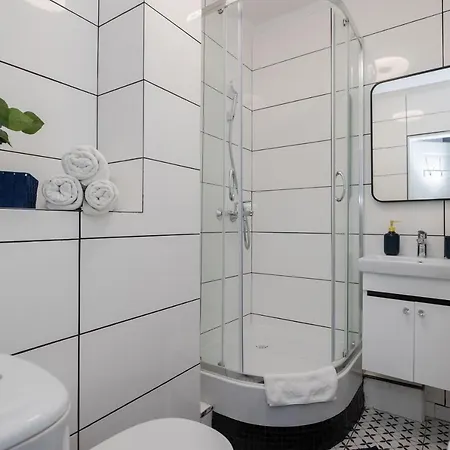 Unitapartments Rondo Onz 3-pokojowe W Centrum Warszawy 1-8 Osob Parking Metro Wifi Winda *