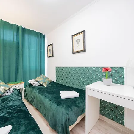 Unitapartments Rondo Onz 3-pokojowe W Centrum Warszawy 1-8 Osob Parking Metro Wifi Winda *