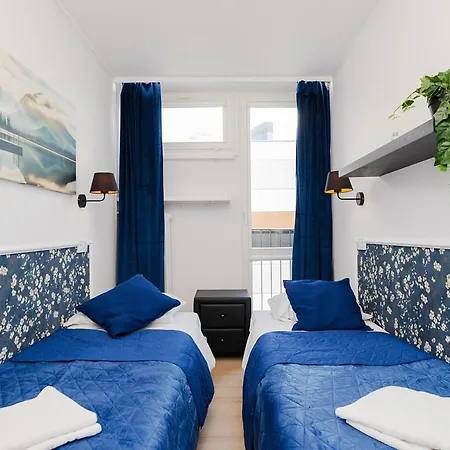 Unitapartments Rondo Onz 3-pokojowe W Centrum Warszawy 1-8 Osob Parking Metro Wifi Winda Апартаменты Варшава