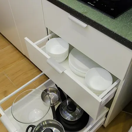 Unitapartments Rondo Onz 3-pokojowe W Centrum Warszawy 1-8 Osob Parking Metro Wifi Winda Апартаменты *