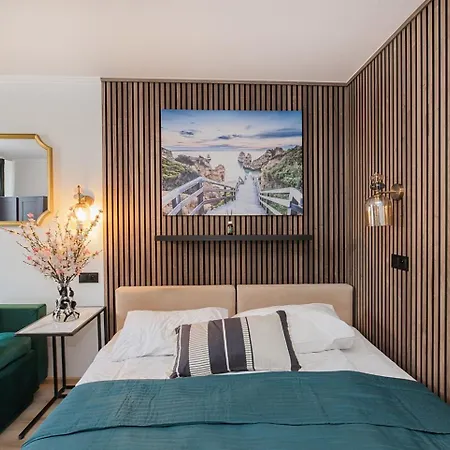 Unitapartments Rondo Onz 3-pokojowe W Centrum Warszawy 1-8 Osob Parking Metro Wifi Winda * Варшава
